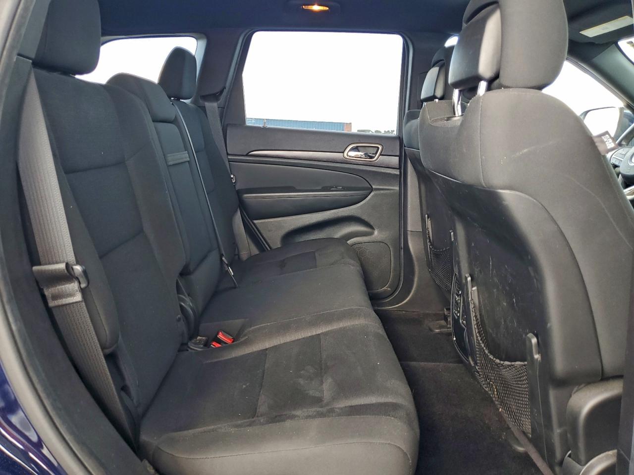 2015 JEEP GRAND CHEROKEE LAREDO photo 10
