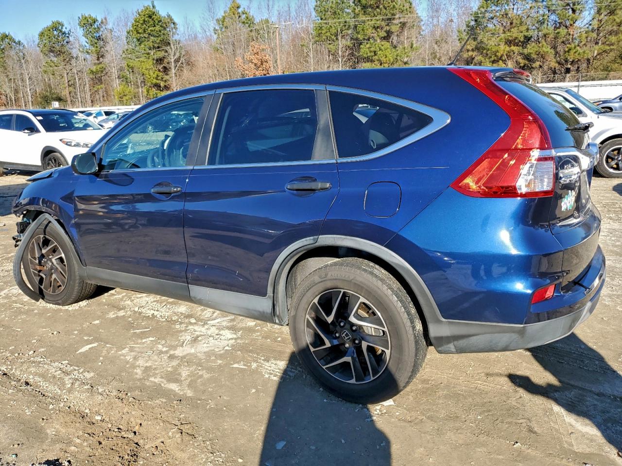 2016 HONDA CR-V SE photo 2