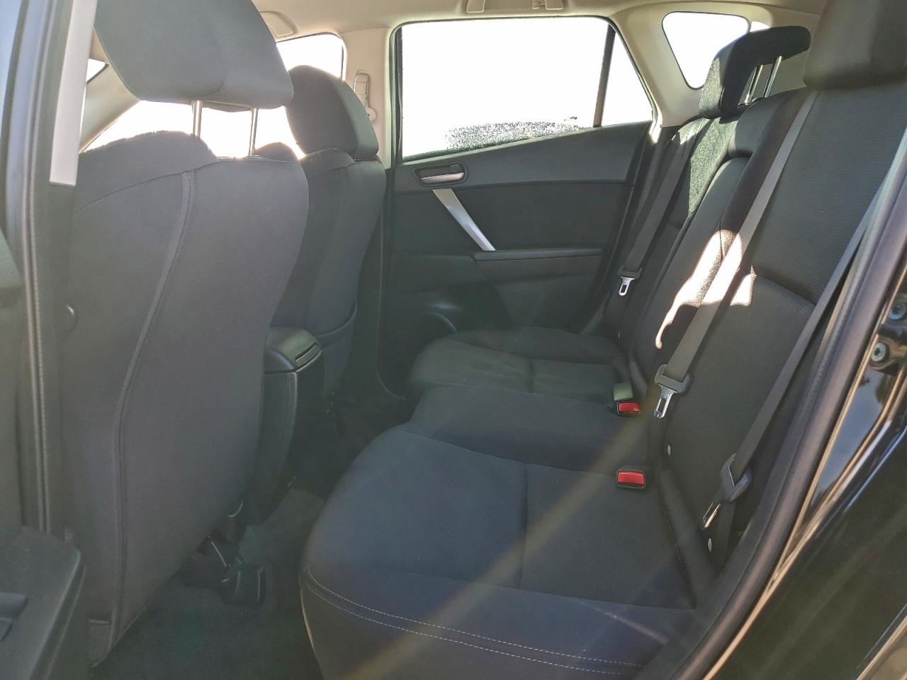 2010 MAZDA 3 S photo 10