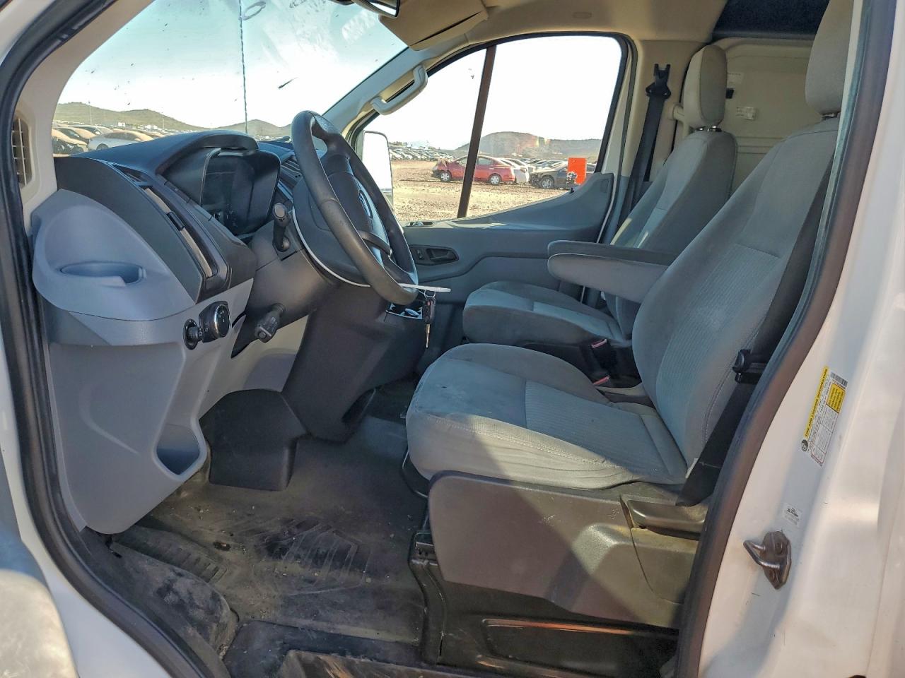 2018 FORD TRANSIT T-150 photo 7