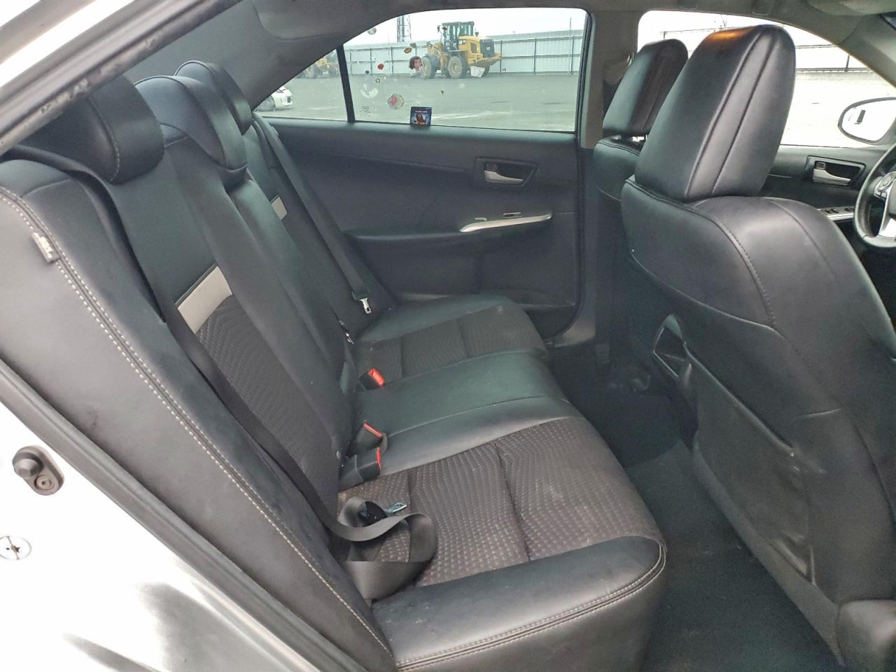 2014 TOYOTA CAMRY L photo 10