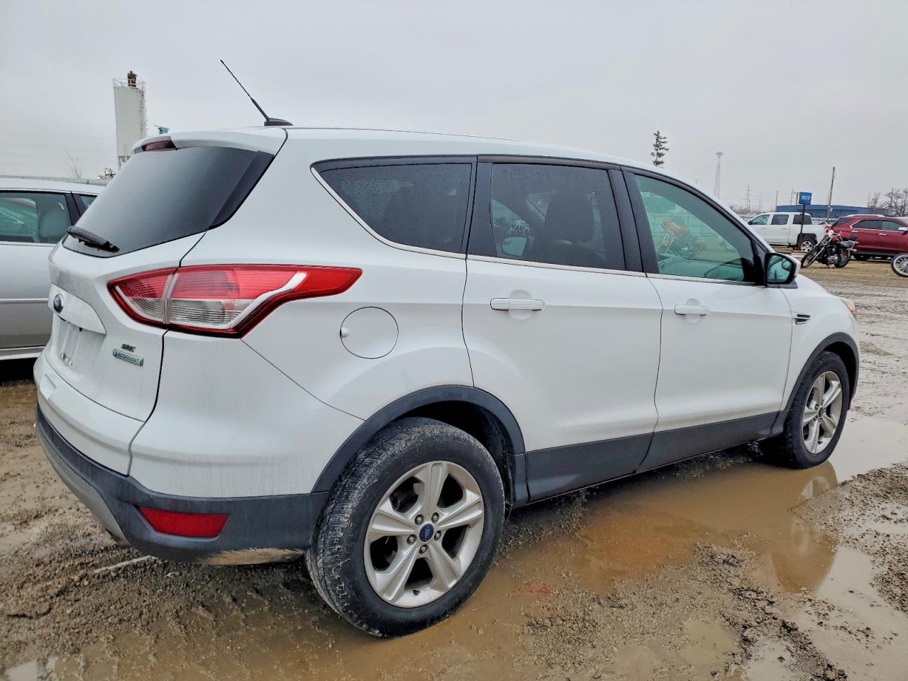 2015 FORD ESCAPE SE photo 3