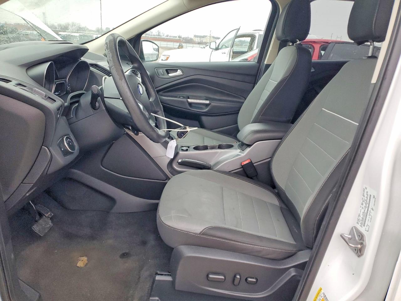 2015 FORD ESCAPE SE photo 7