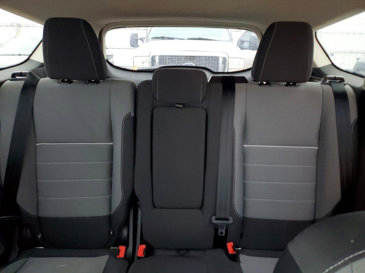 2015 FORD ESCAPE SE photo 10