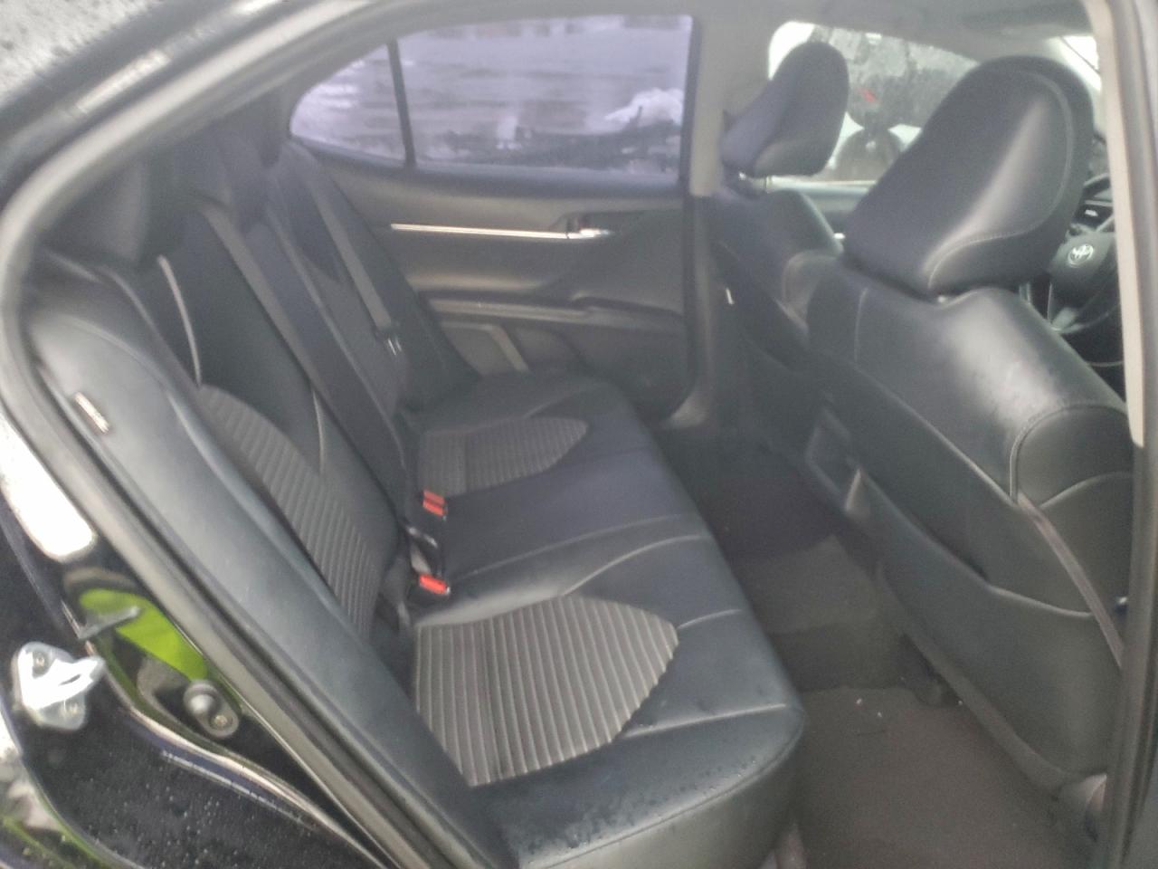 2021 TOYOTA CAMRY SE photo 10
