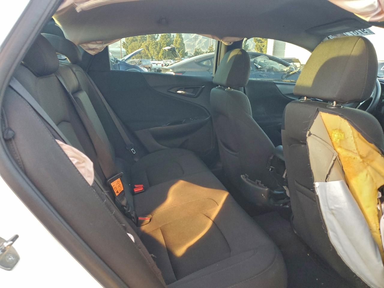 2017 CHEVROLET MALIBU LS photo 10
