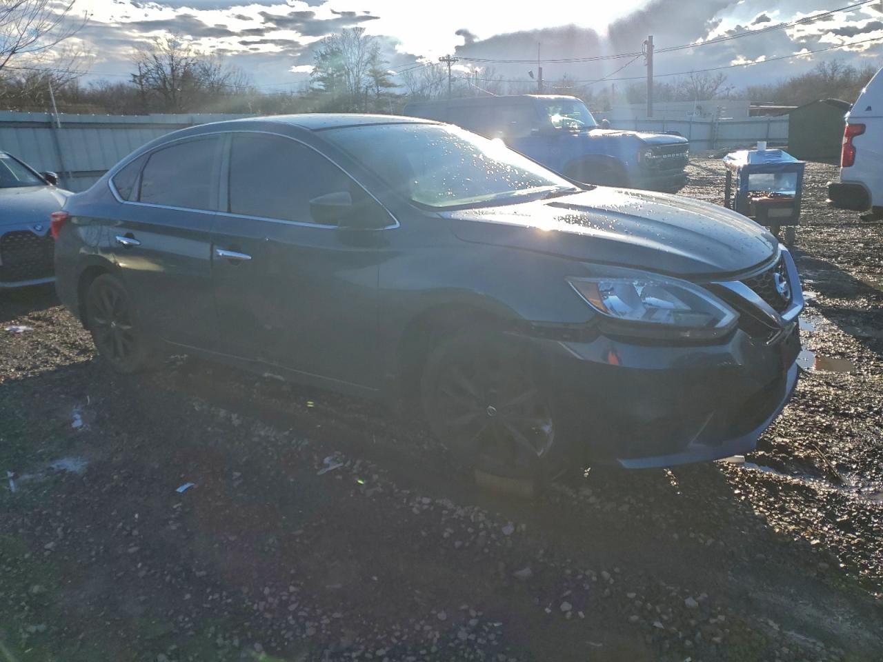 2017 NISSAN SENTRA S photo 4