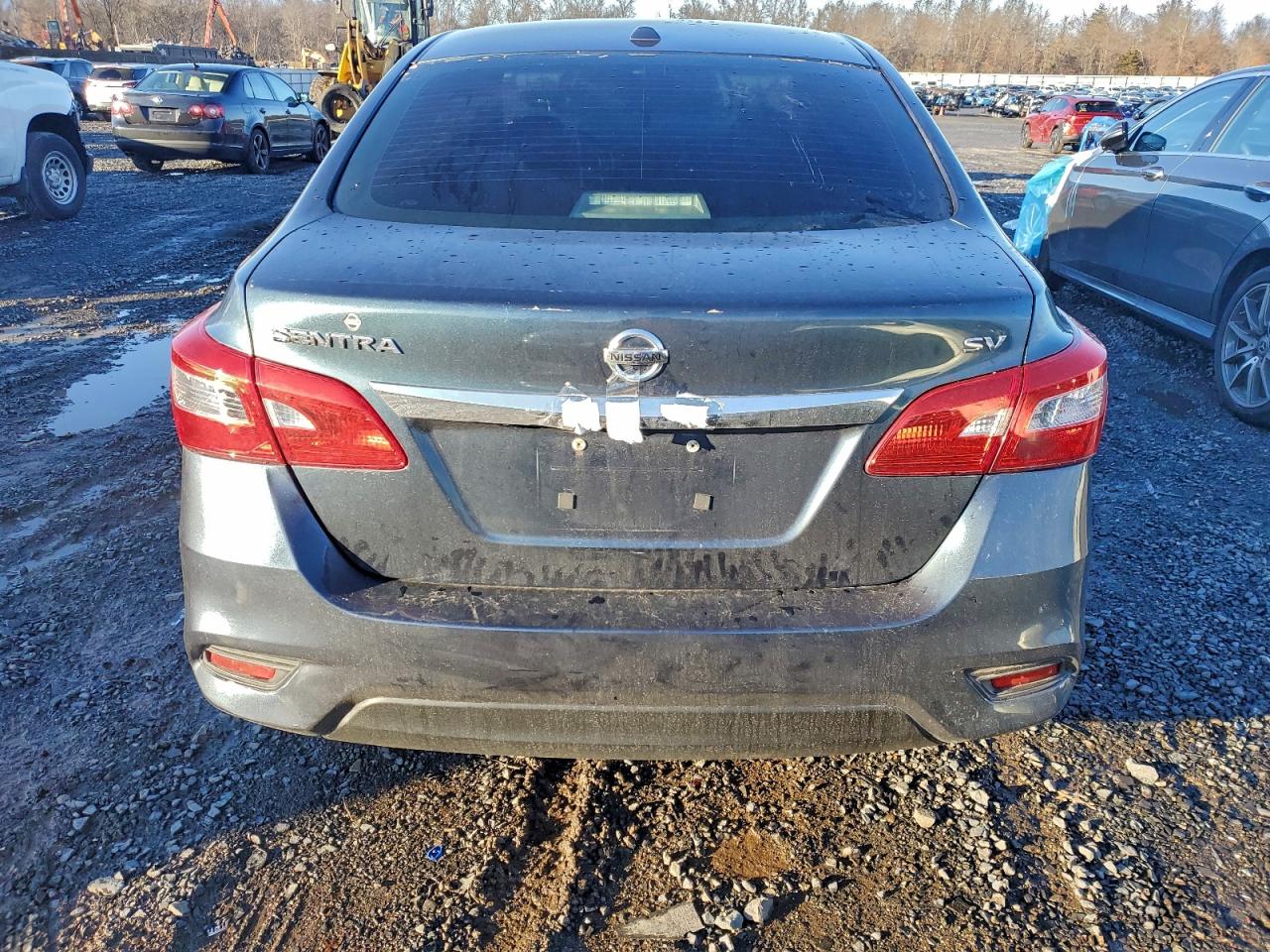 2017 NISSAN SENTRA S photo 6