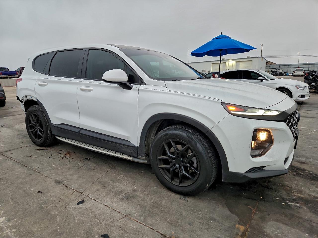 2019 HYUNDAI SANTA FE SE photo 4