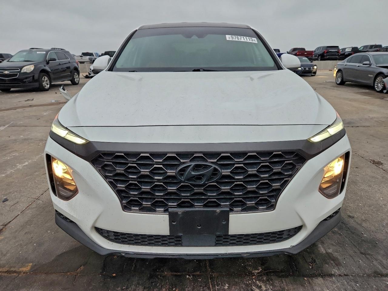 2019 HYUNDAI SANTA FE SE photo 5