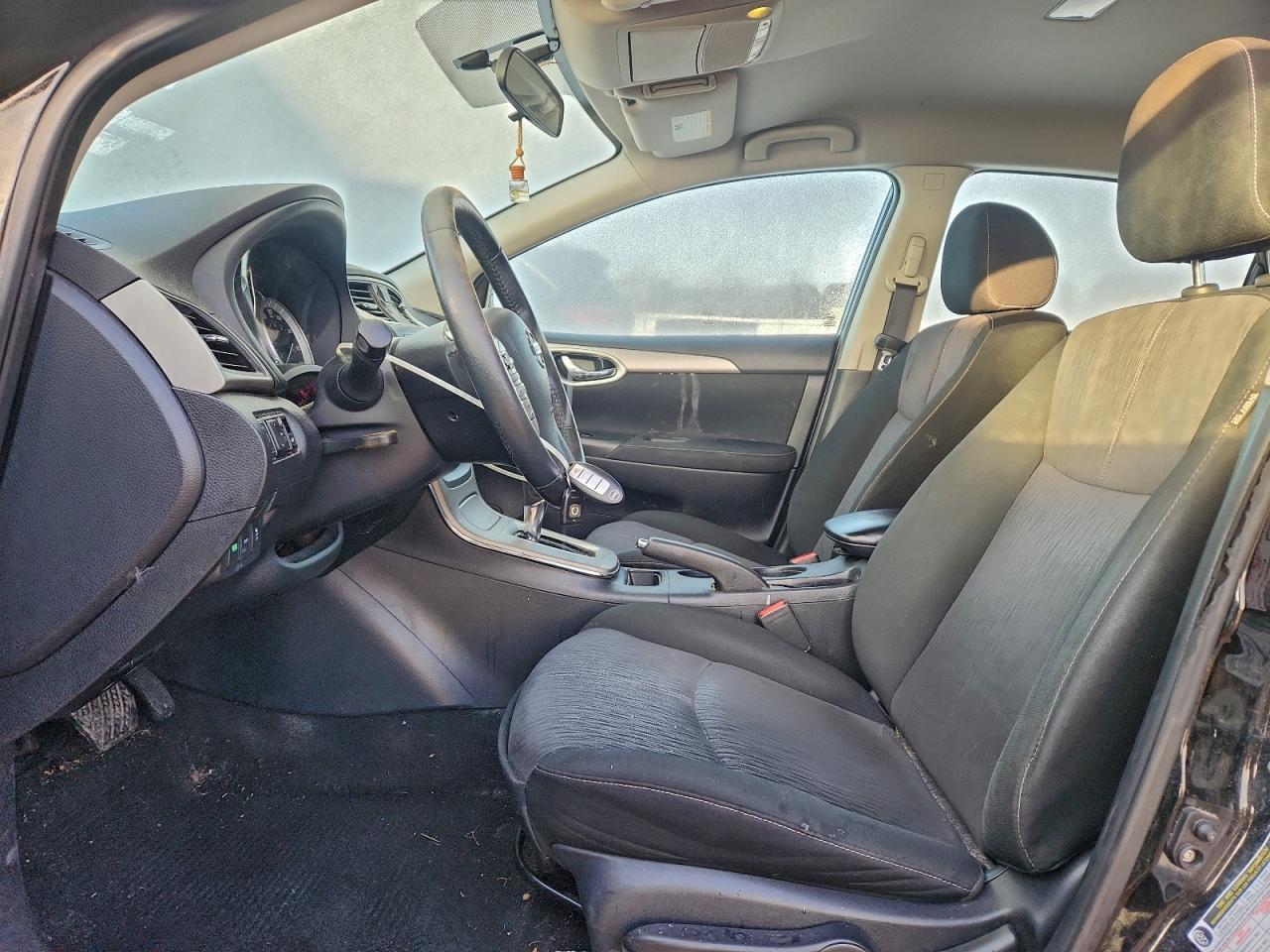 2015 NISSAN SENTRA S photo 7