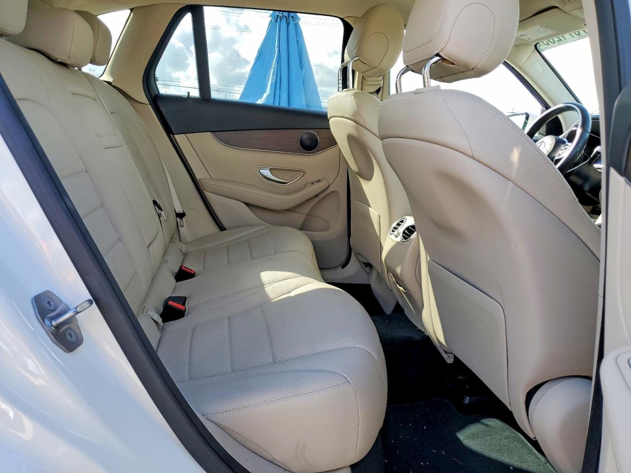 2020 MERCEDES-BENZ GLC 350E photo 11