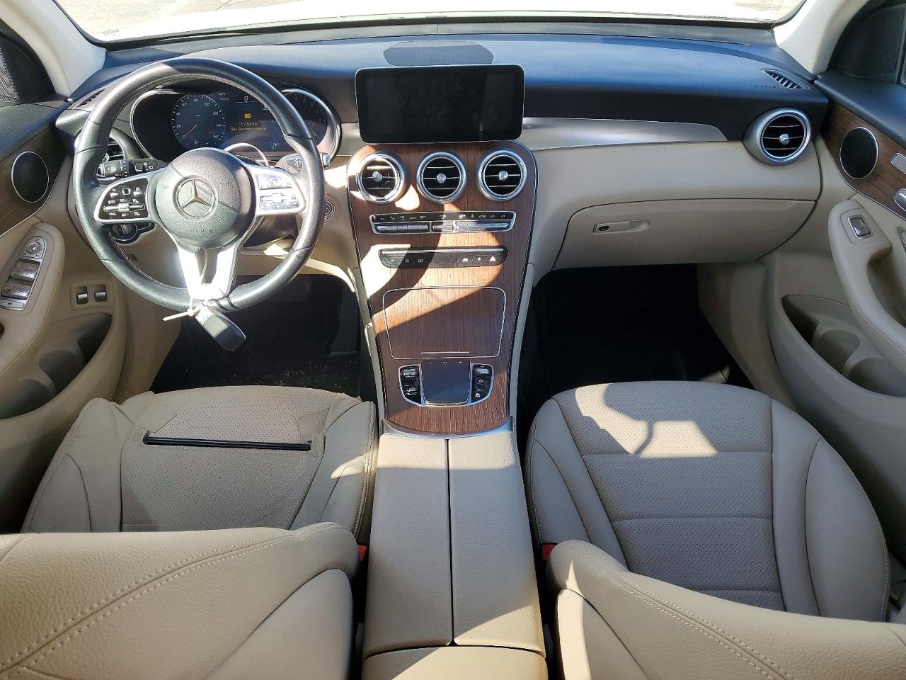 2020 MERCEDES-BENZ GLC 350E photo 8