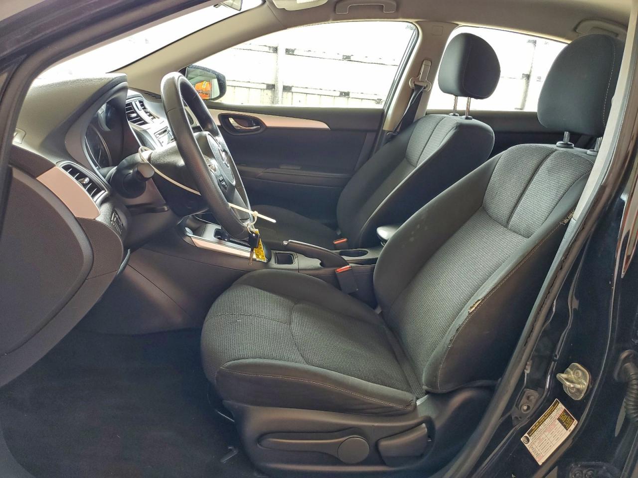 2018 NISSAN SENTRA S photo 7