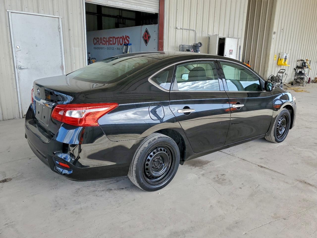 2018 NISSAN SENTRA S photo 3