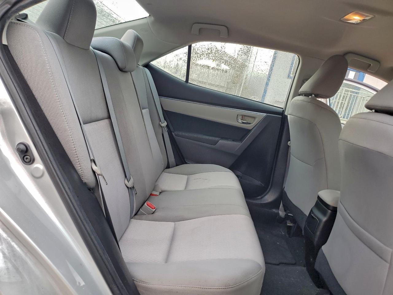 2014 TOYOTA COROLLA L photo 10