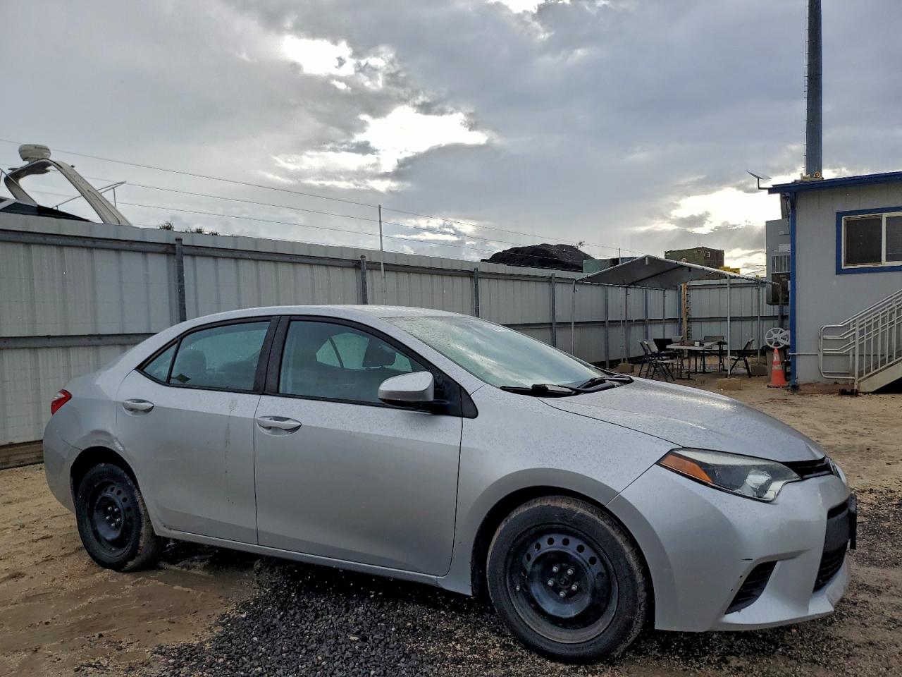 2014 TOYOTA COROLLA L photo 4