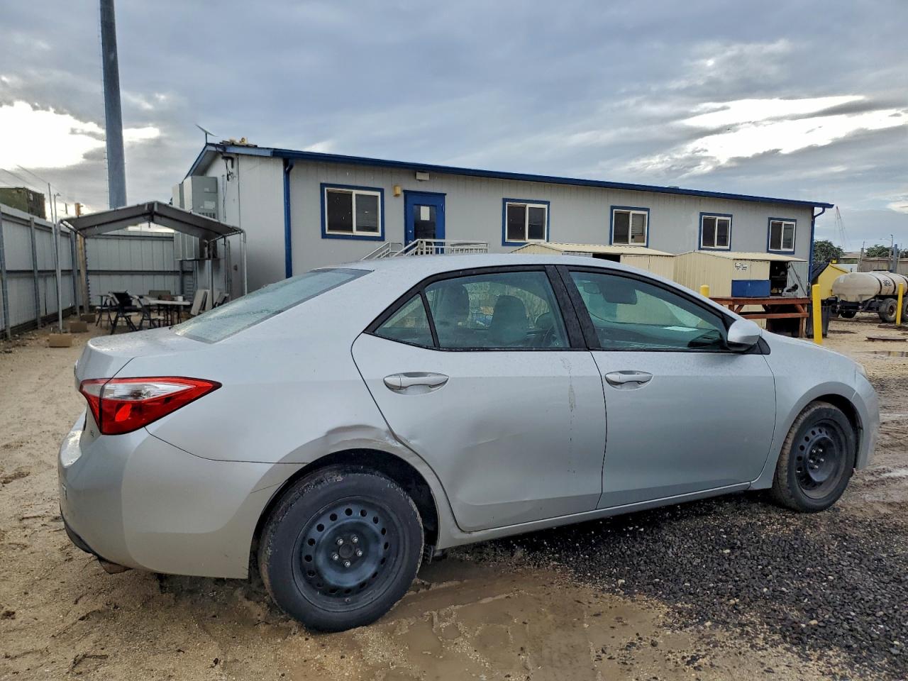 2014 TOYOTA COROLLA L photo 3