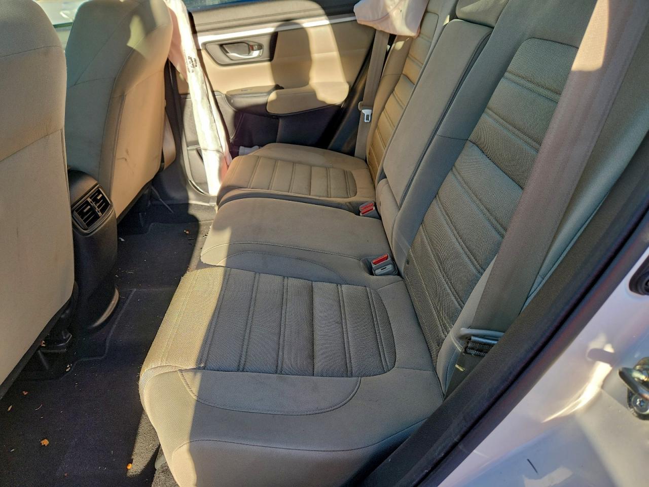 2017 HONDA CR-V LX photo 11