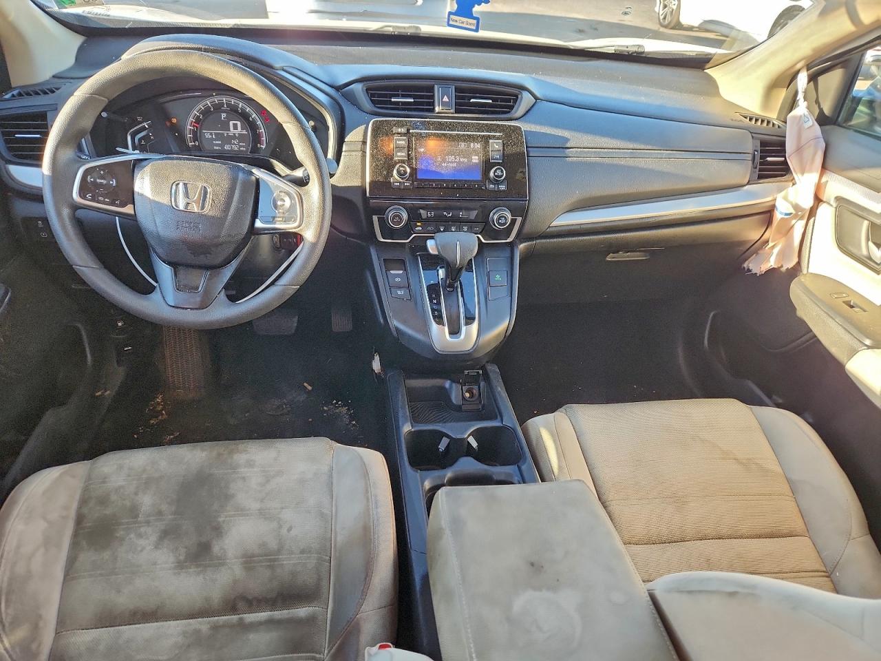 2017 HONDA CR-V LX photo 8
