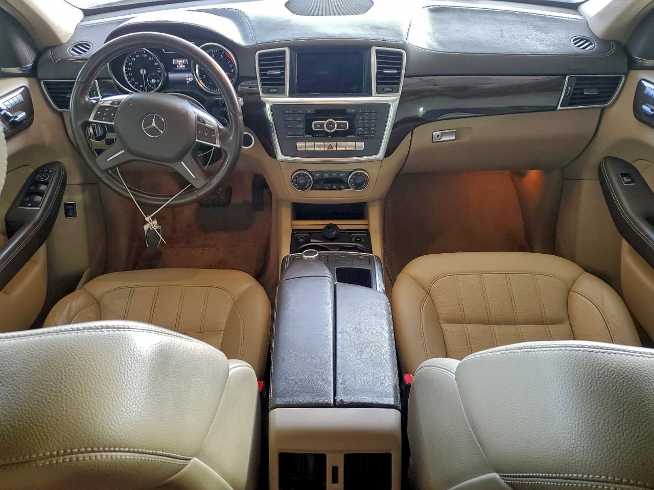 2016 MERCEDES-BENZ GL 450 4MATIC photo 8