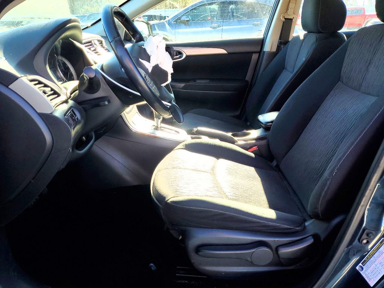 2015 NISSAN SENTRA S photo 7
