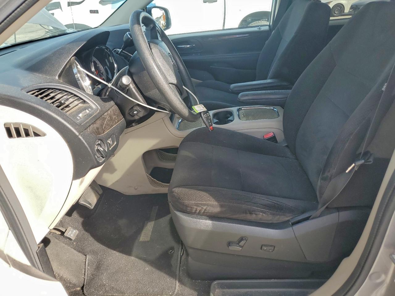 2013 DODGE GRAND CARAVAN SXT photo 7