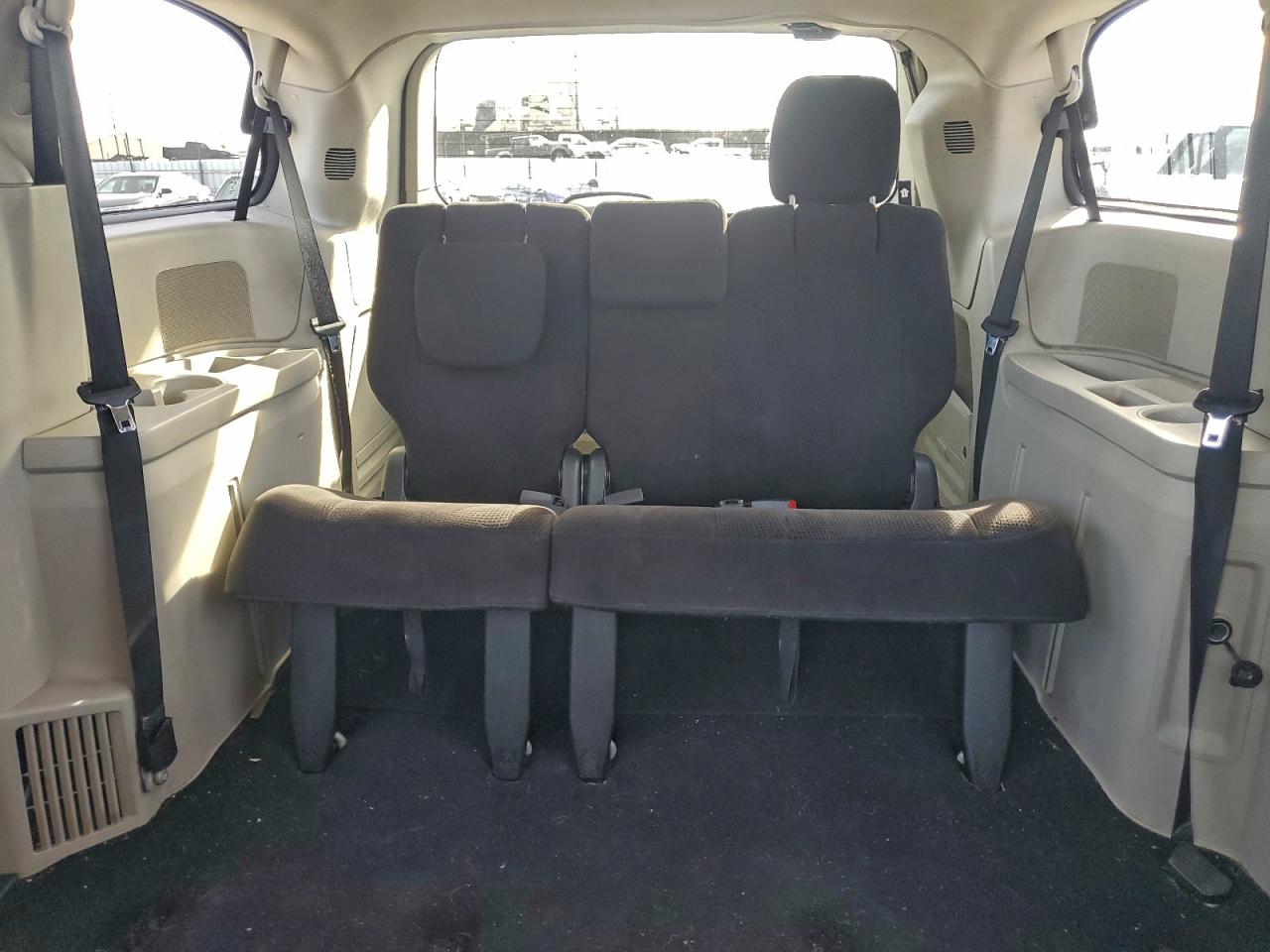 2013 DODGE GRAND CARAVAN SXT photo 10