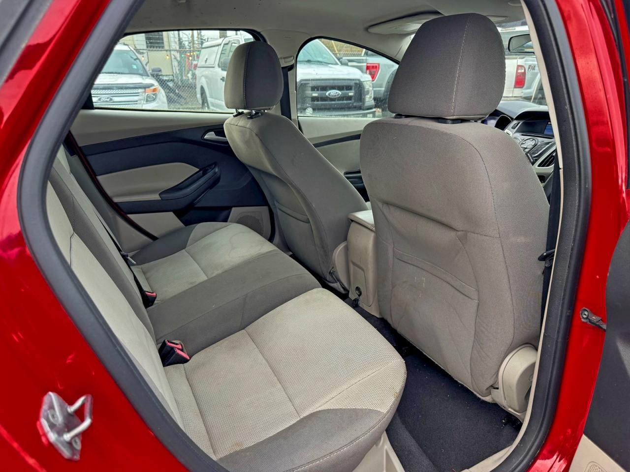 2013 FORD FOCUS SE photo 6