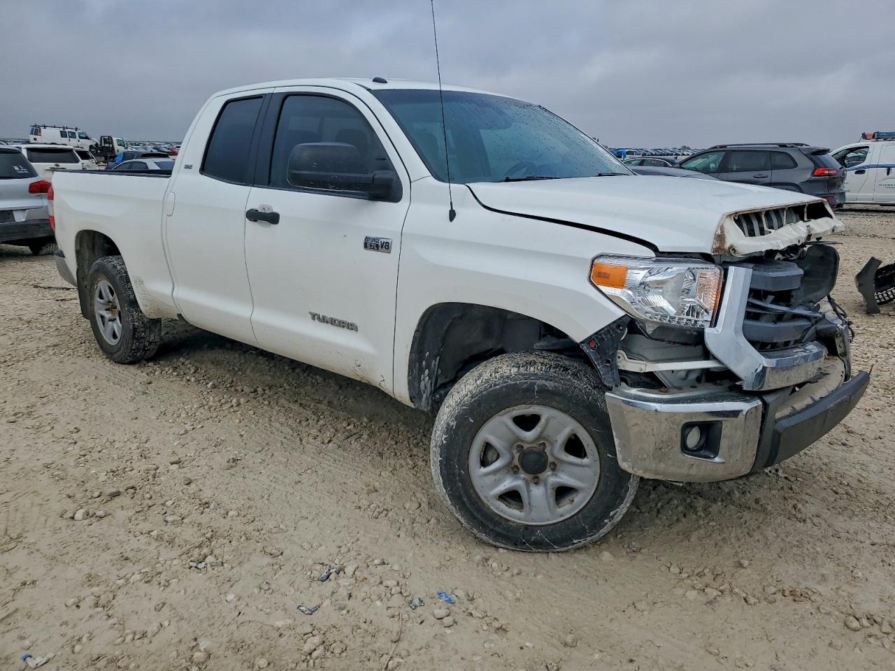 2014 TOYOTA TUNDRA DOUBLE CAB SR photo 4
