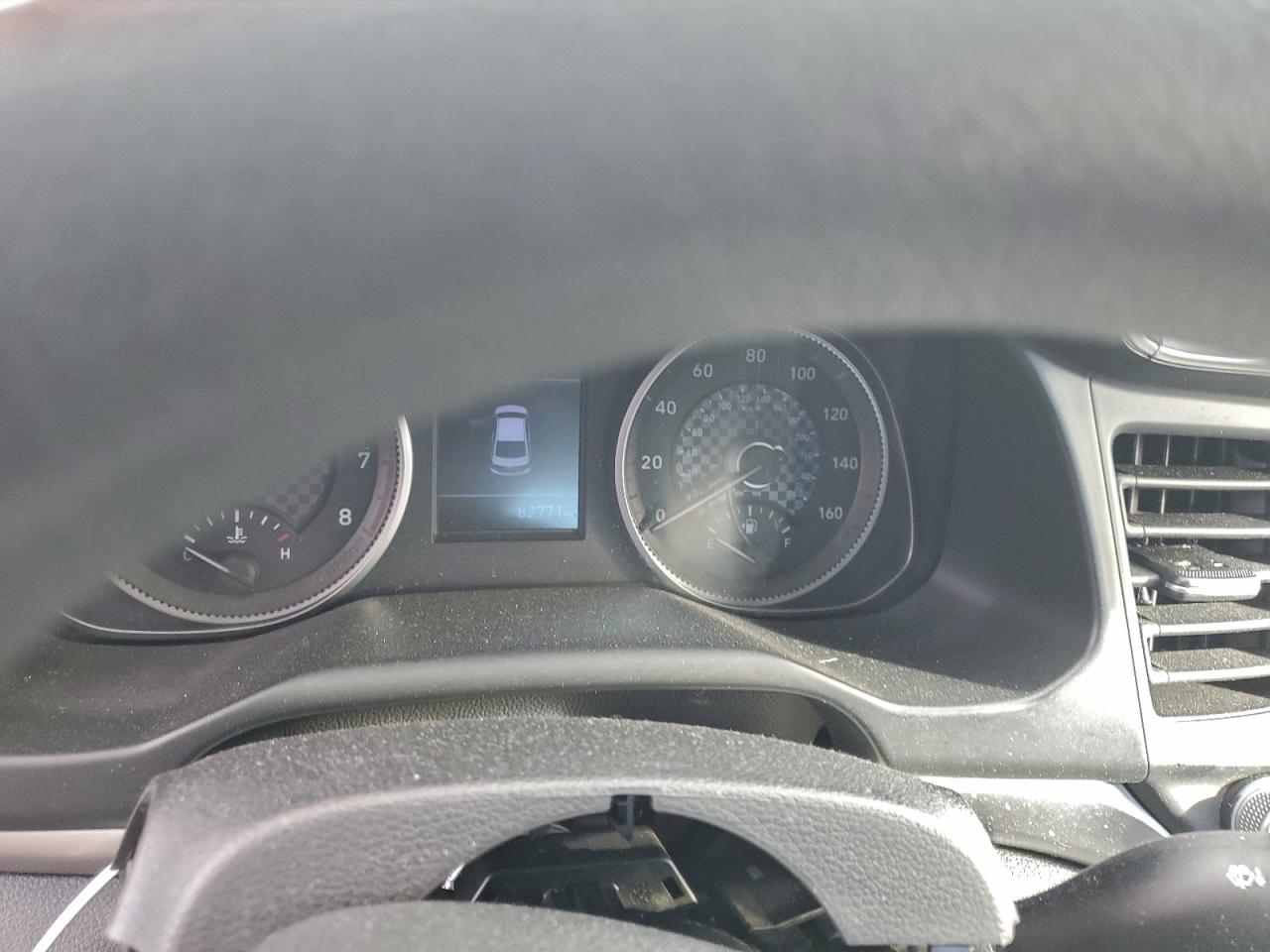 2020 HYUNDAI ELANTRA SEL photo 9