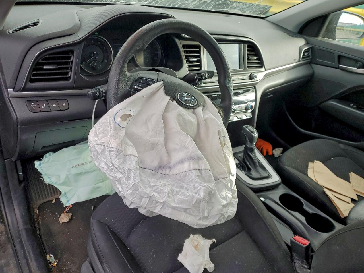 2020 HYUNDAI ELANTRA SEL photo 8