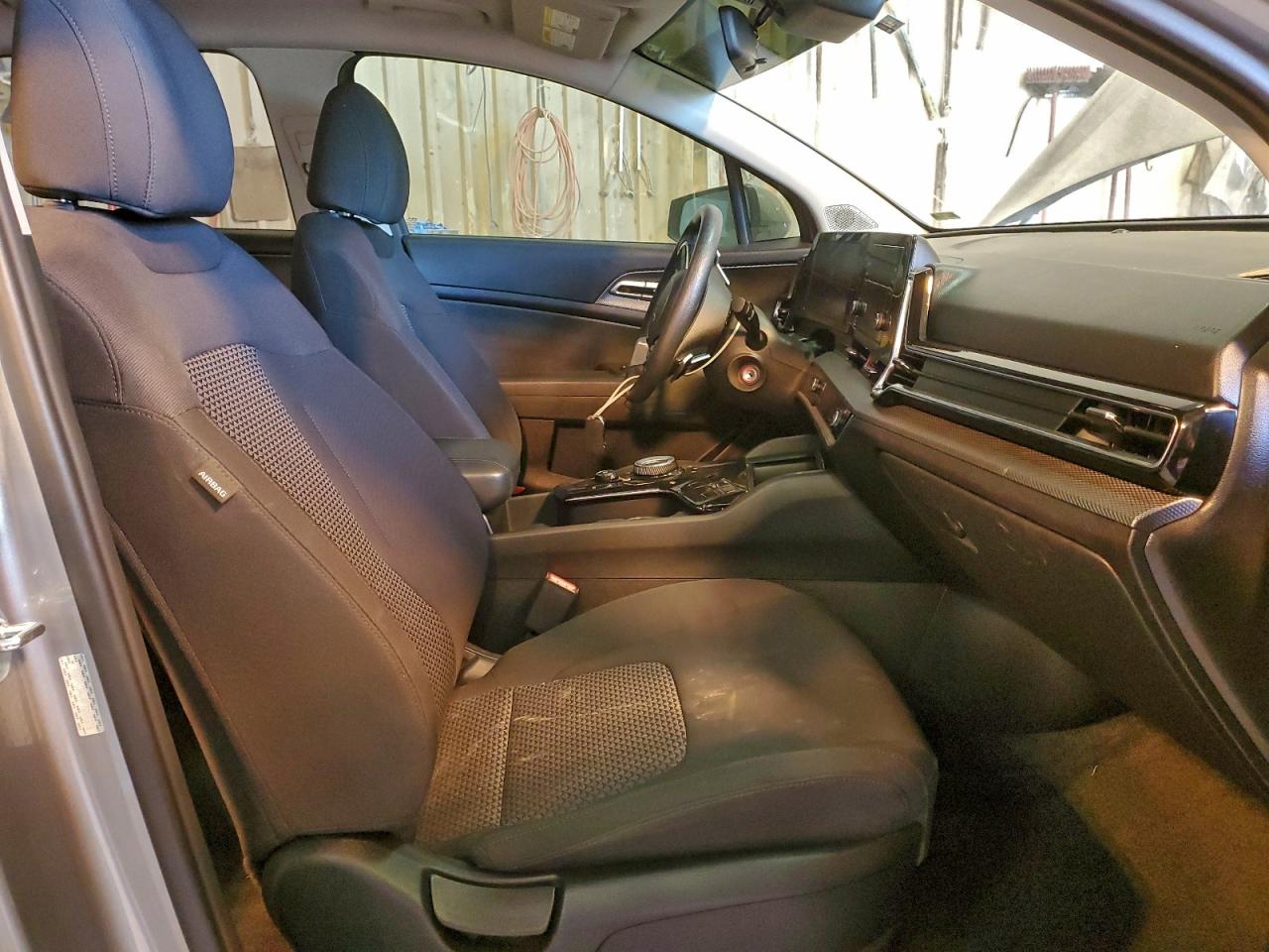 2023 KIA SPORTAGE LX photo 7