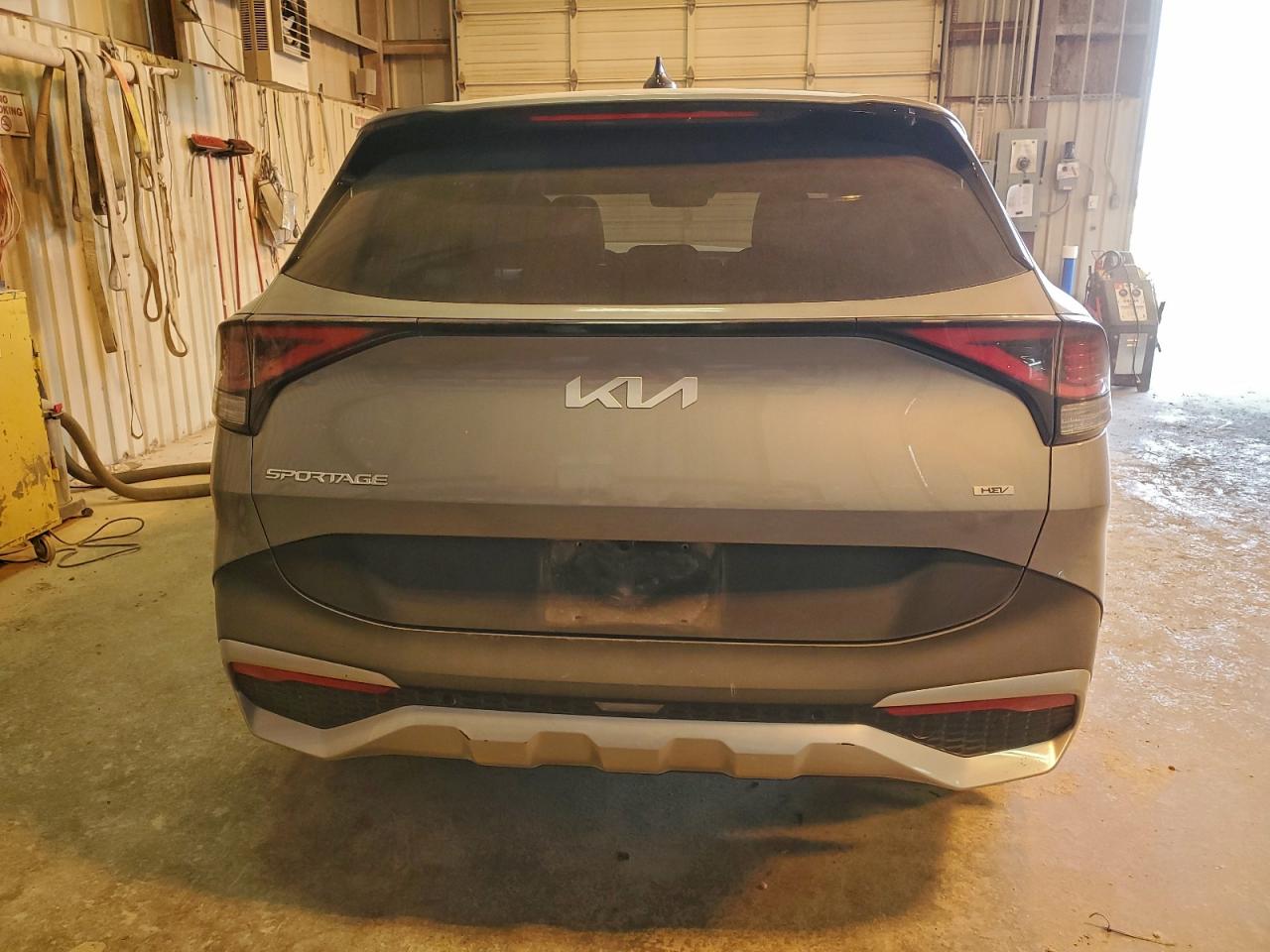 2023 KIA SPORTAGE LX photo 6