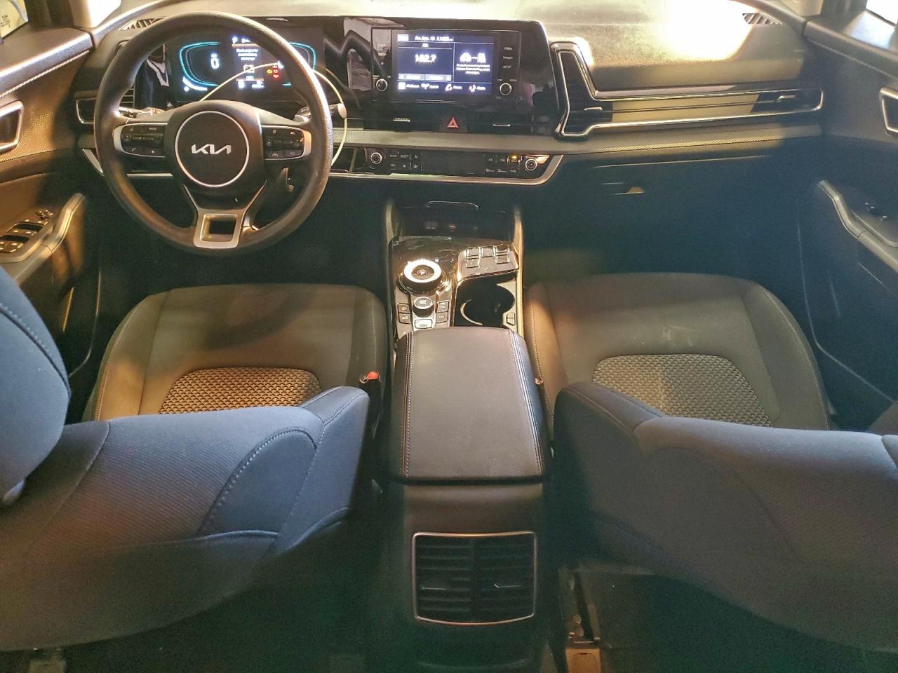 2023 KIA SPORTAGE LX photo 8