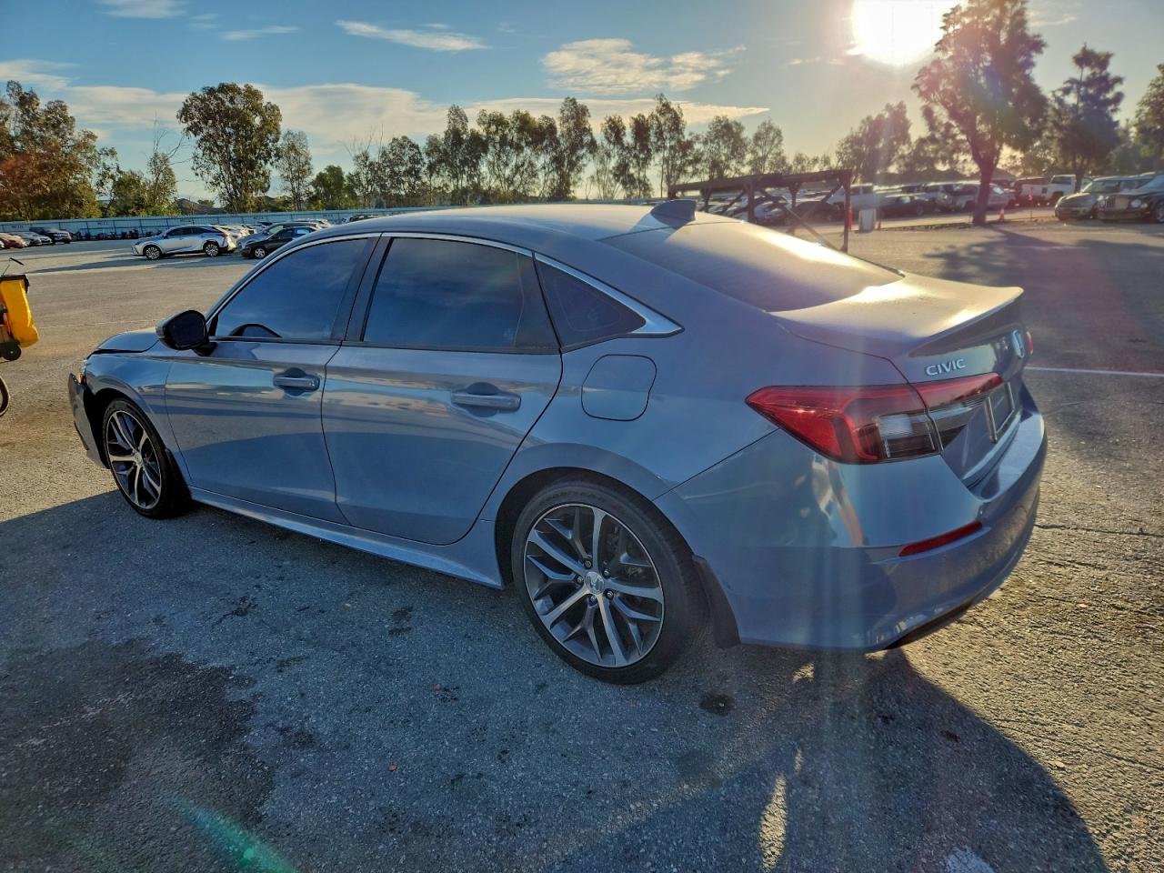 2022 HONDA CIVIC TOURING photo 2