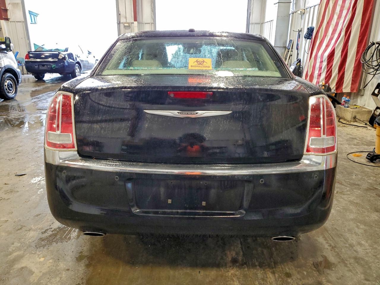 2013 CHRYSLER 300C photo 6
