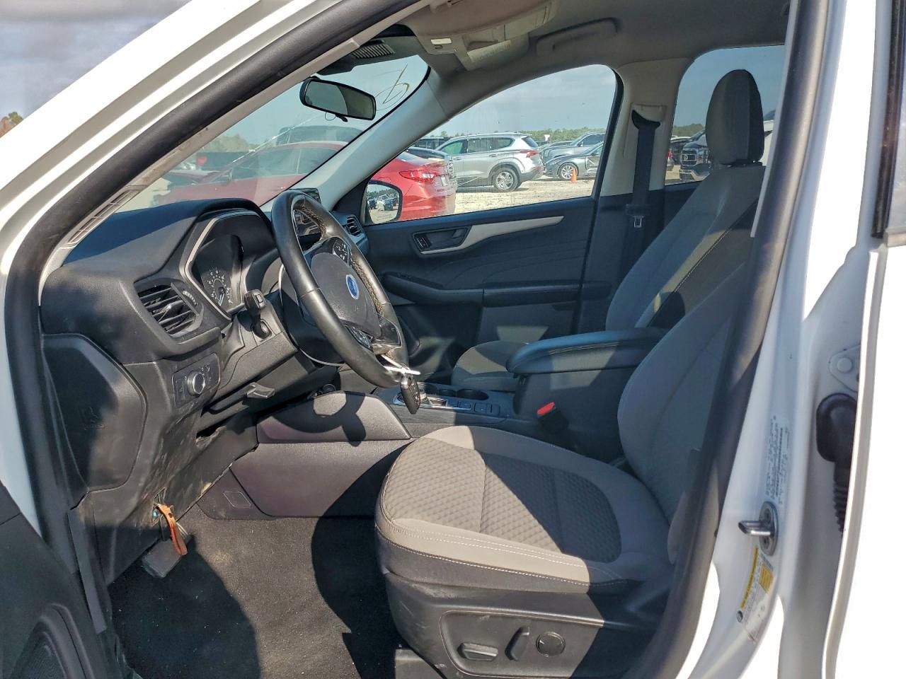 2022 FORD ESCAPE SE photo 7