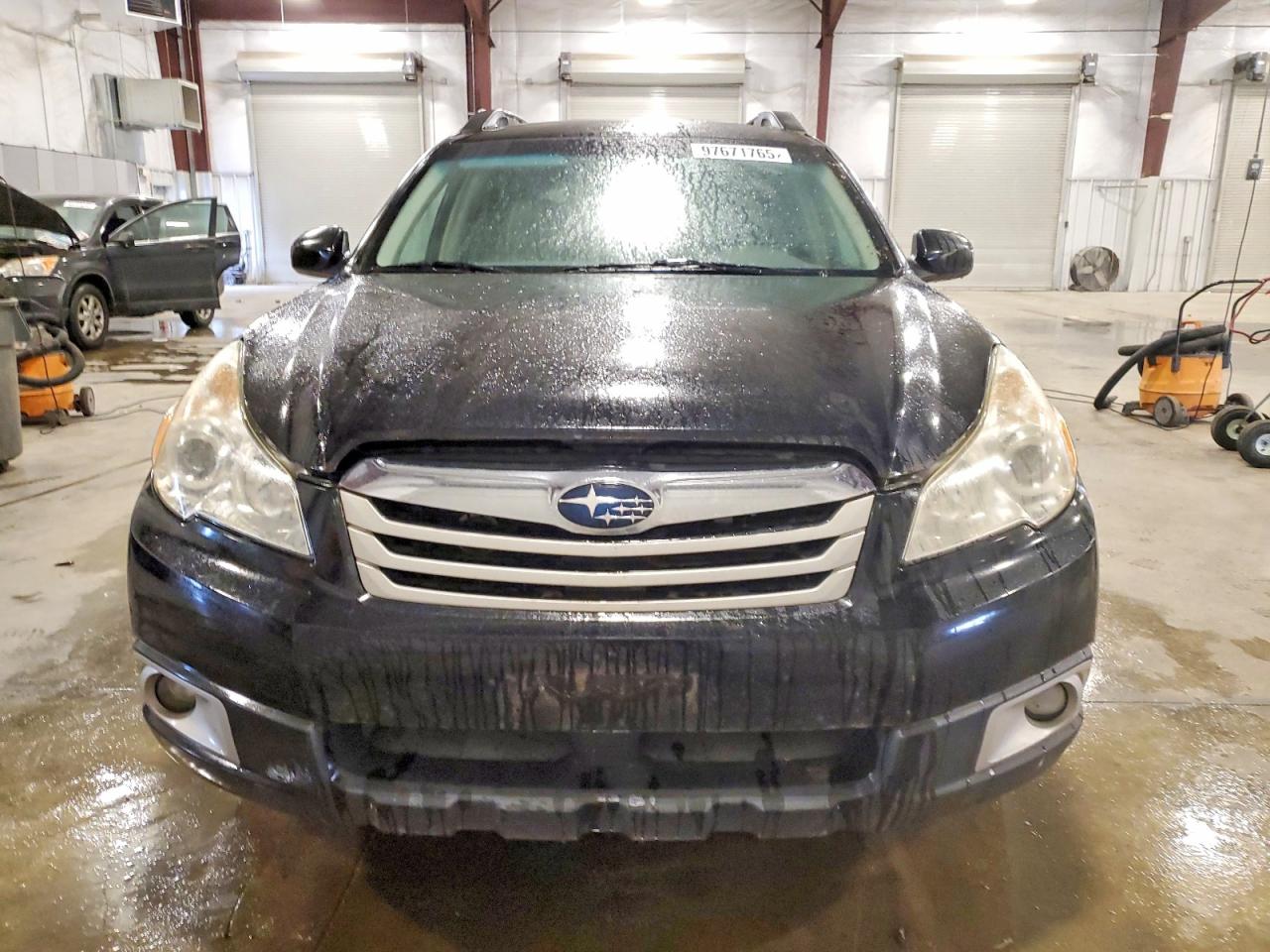 2010 SUBARU OUTBACK photo 5