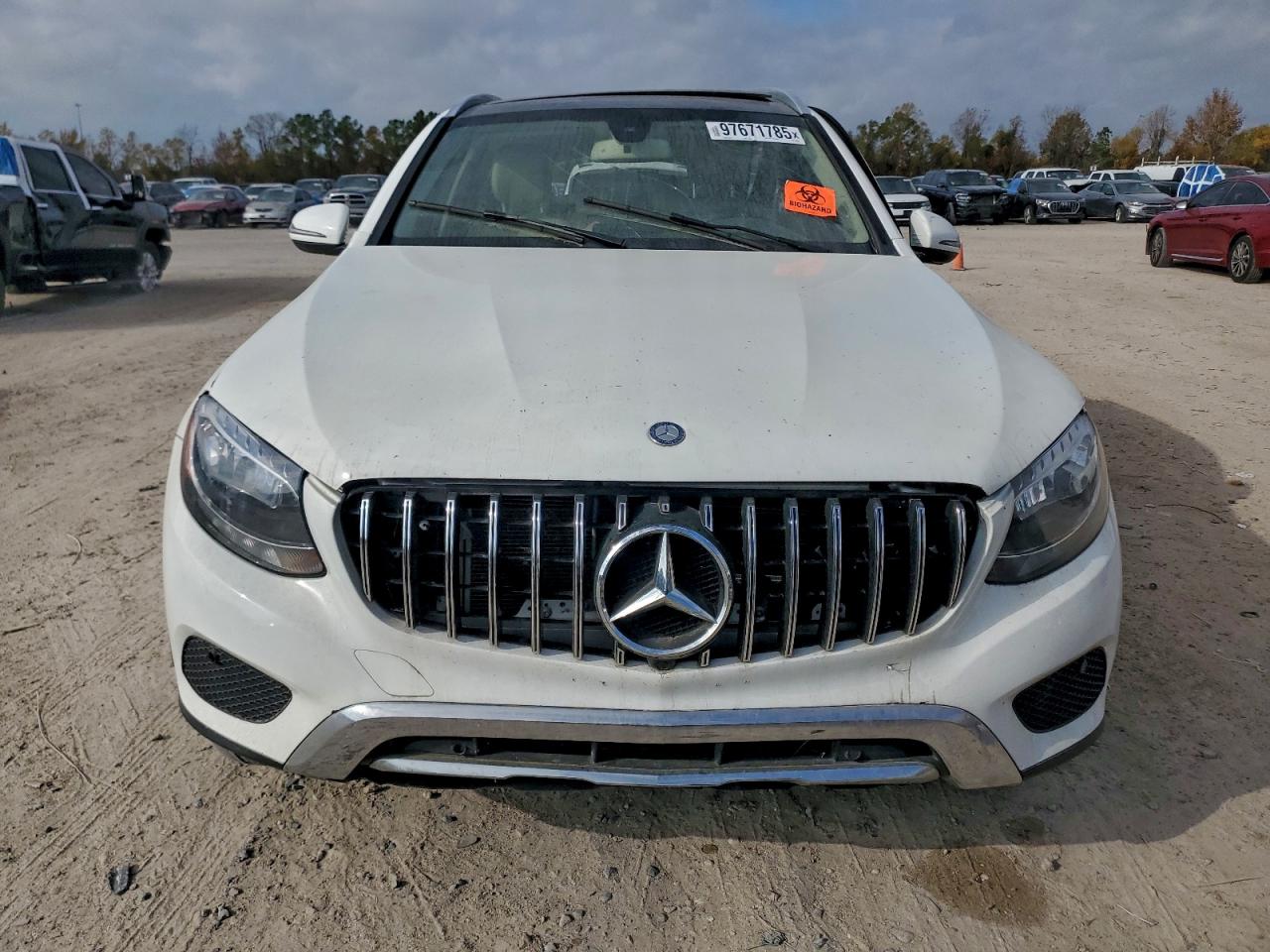 2017 MERCEDES-BENZ GLC 300 4MATIC photo 5
