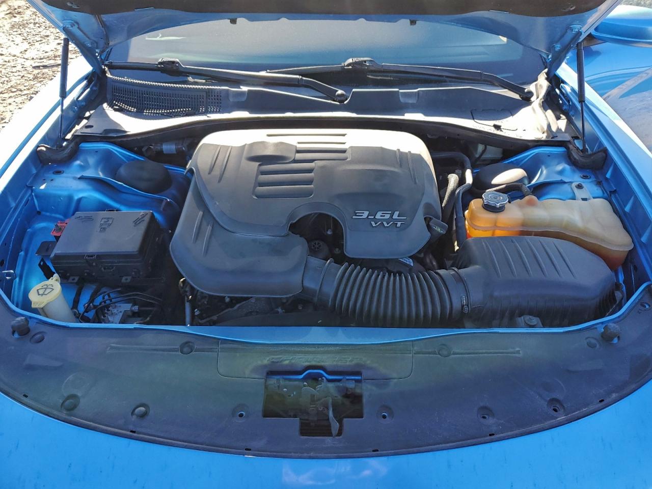 2016 DODGE CHARGER SXT photo 11