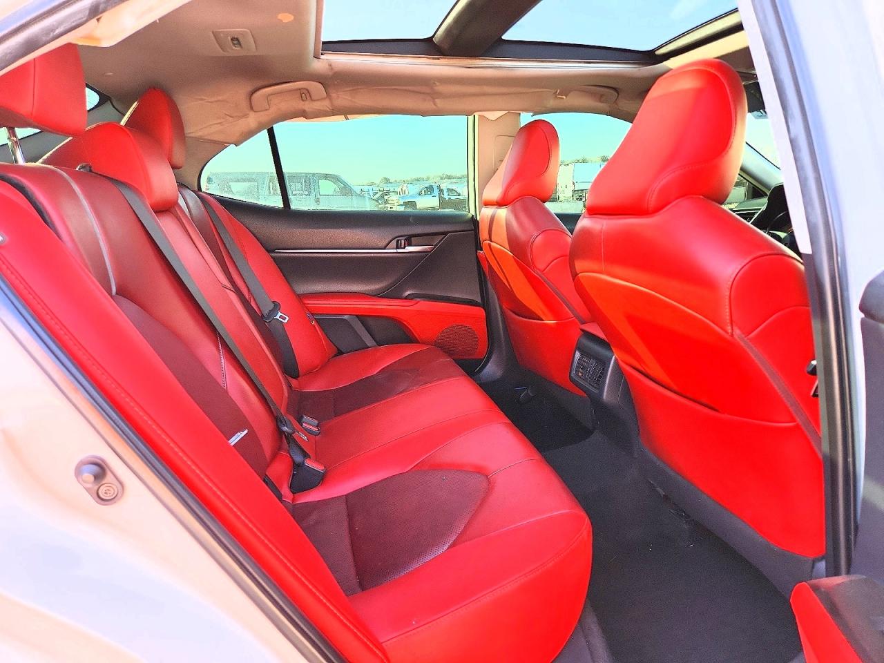 2021 TOYOTA CAMRY XSE photo 10