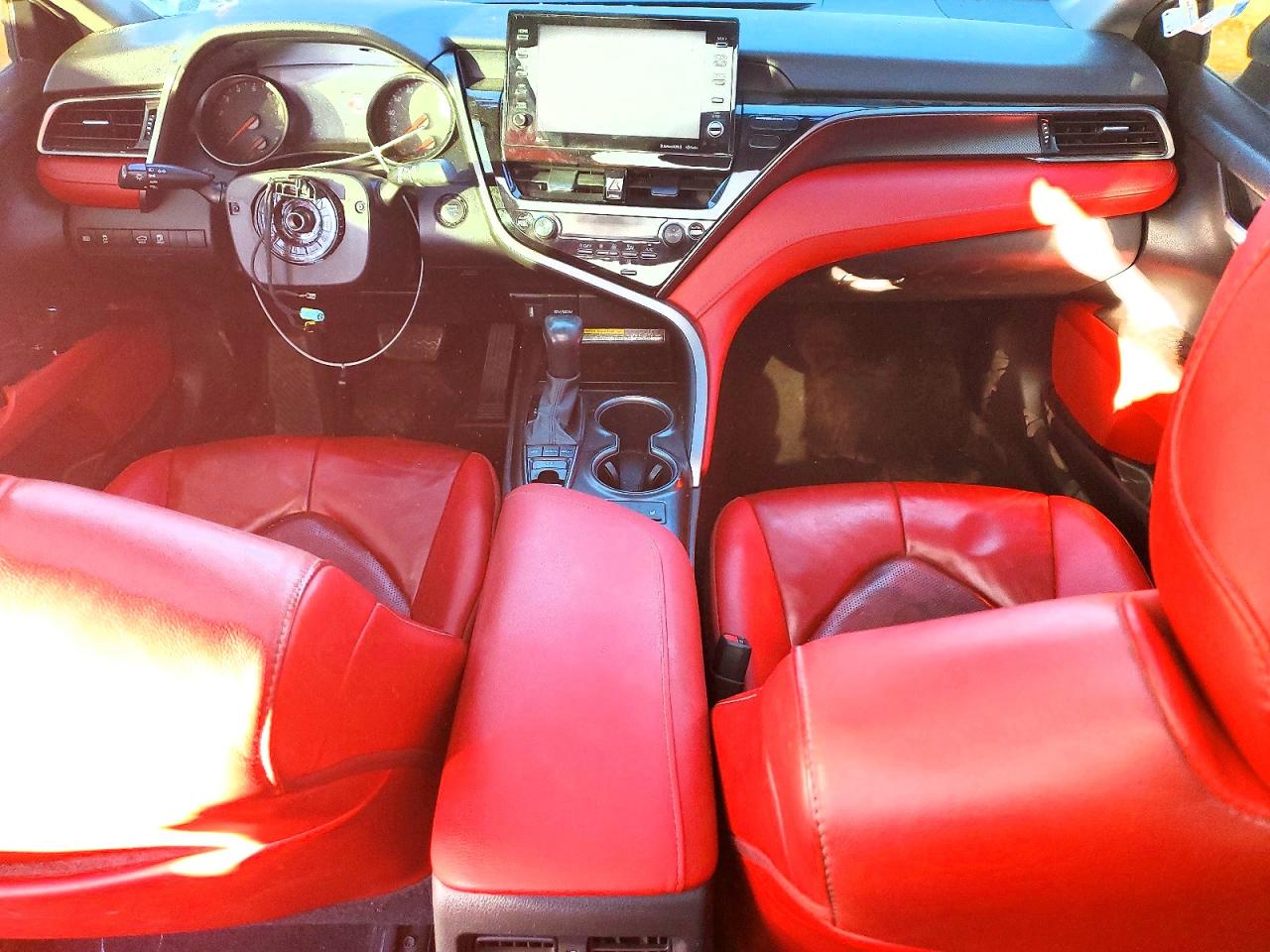 2021 TOYOTA CAMRY XSE photo 8