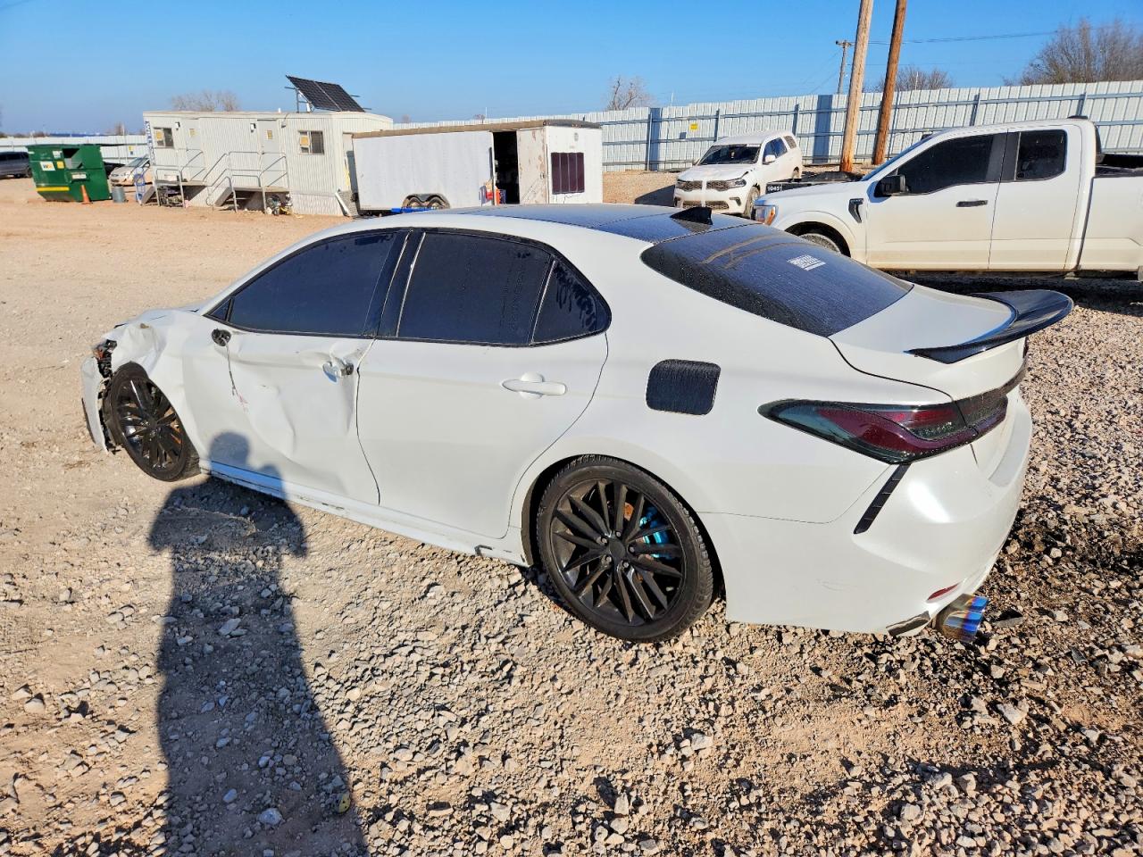 2021 TOYOTA CAMRY XSE photo 2
