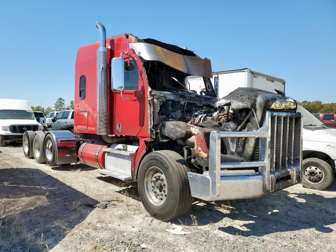 2019 FREIGHTLINER 122SD — BURN damage — photo 1
