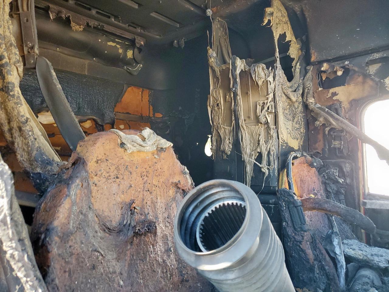 2019 FREIGHTLINER 122SD photo 6