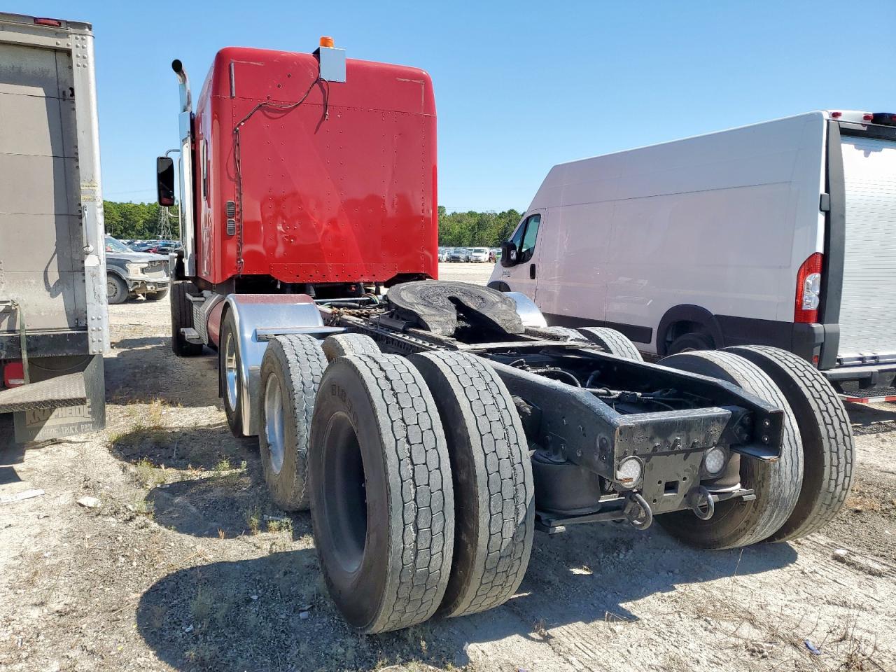 2019 FREIGHTLINER 122SD photo 3