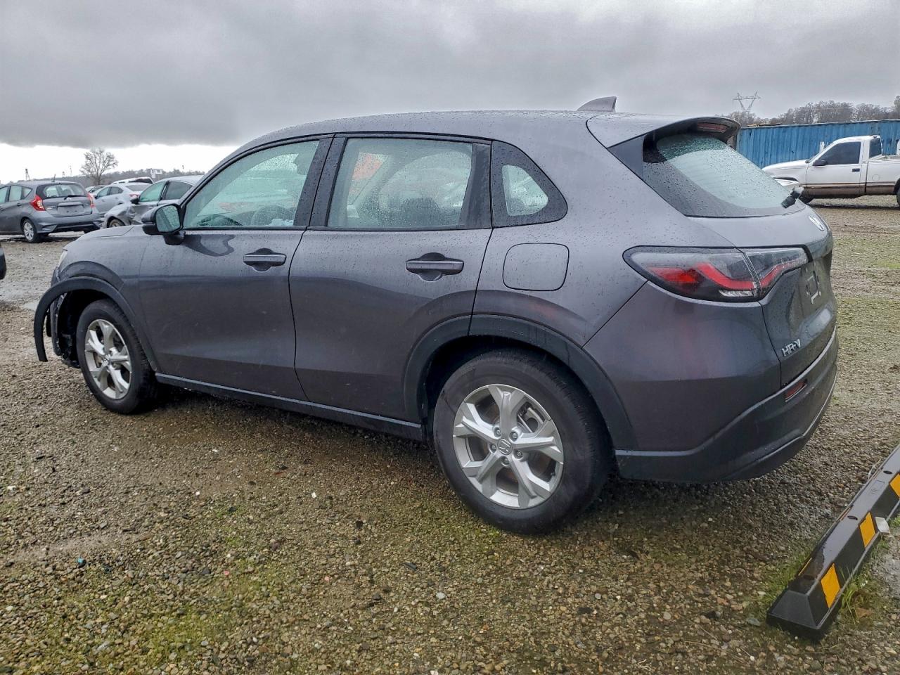 2024 HONDA HR-V LX photo 2