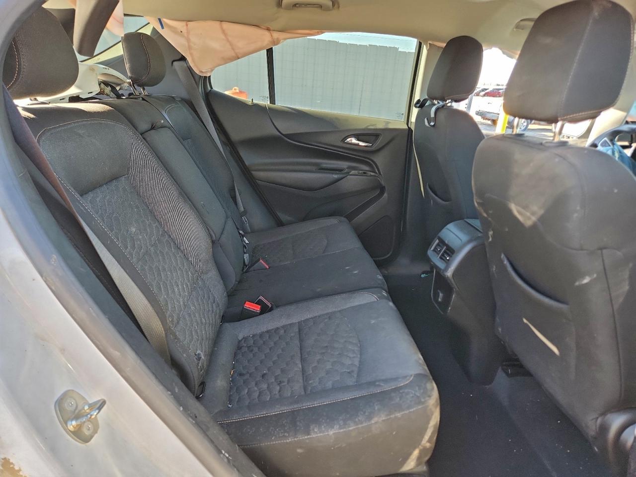 2018 CHEVROLET EQUINOX LT photo 11
