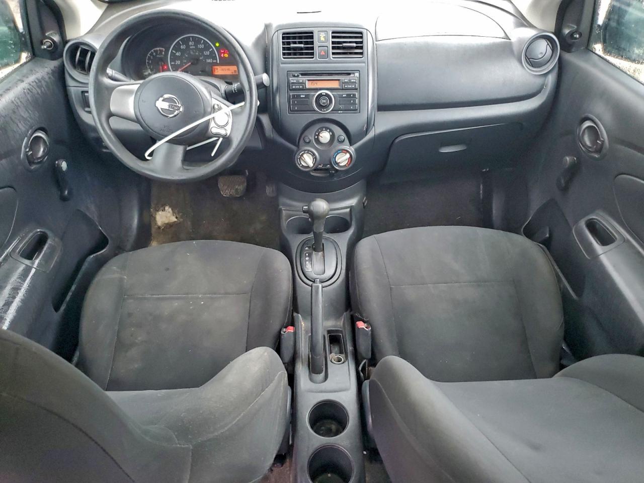 2014 NISSAN VERSA S photo 8